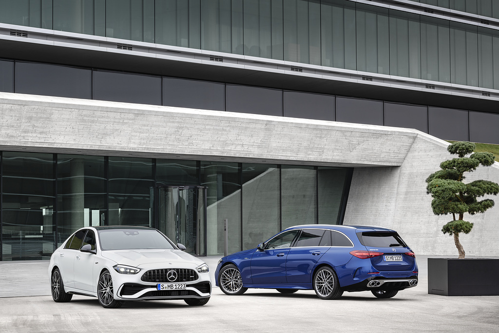 全新世代Mercedes-AMG C 43 4MATIC Sedan & Estate旅行車（W206、S206）正式在台灣上市，劍指BMW M340i！