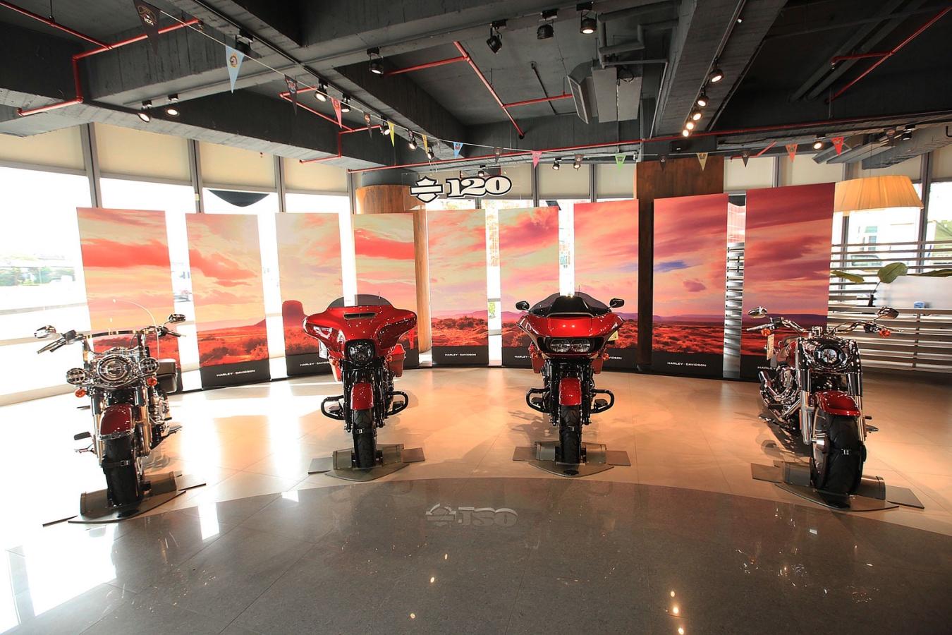 Harley-Davidson 2023年式新車震撼登場，全球限量120週年紀念款與新世代美式經典Nightster翻開傳奇新篇章！