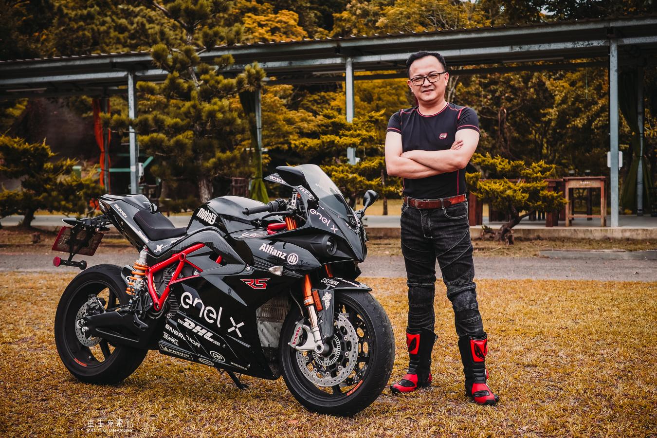 Energica EGO +RS車主開箱心得評價：台灣唯二的EGO +RS，源自於Moto E技術的市售賽車！