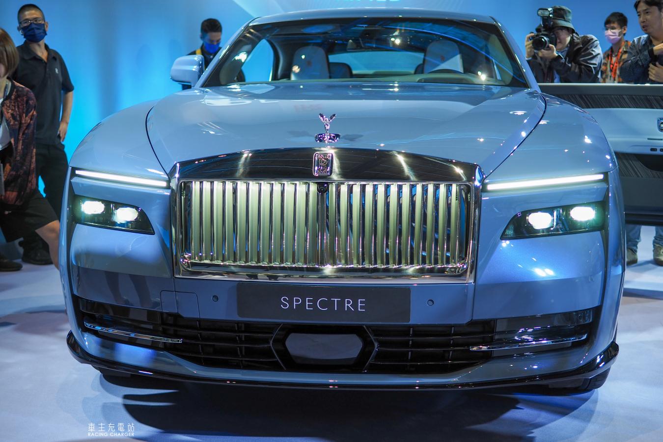 勞斯萊斯電動車Spectre台北盛大發表，百年預言，純電移動的奢華巔峰！