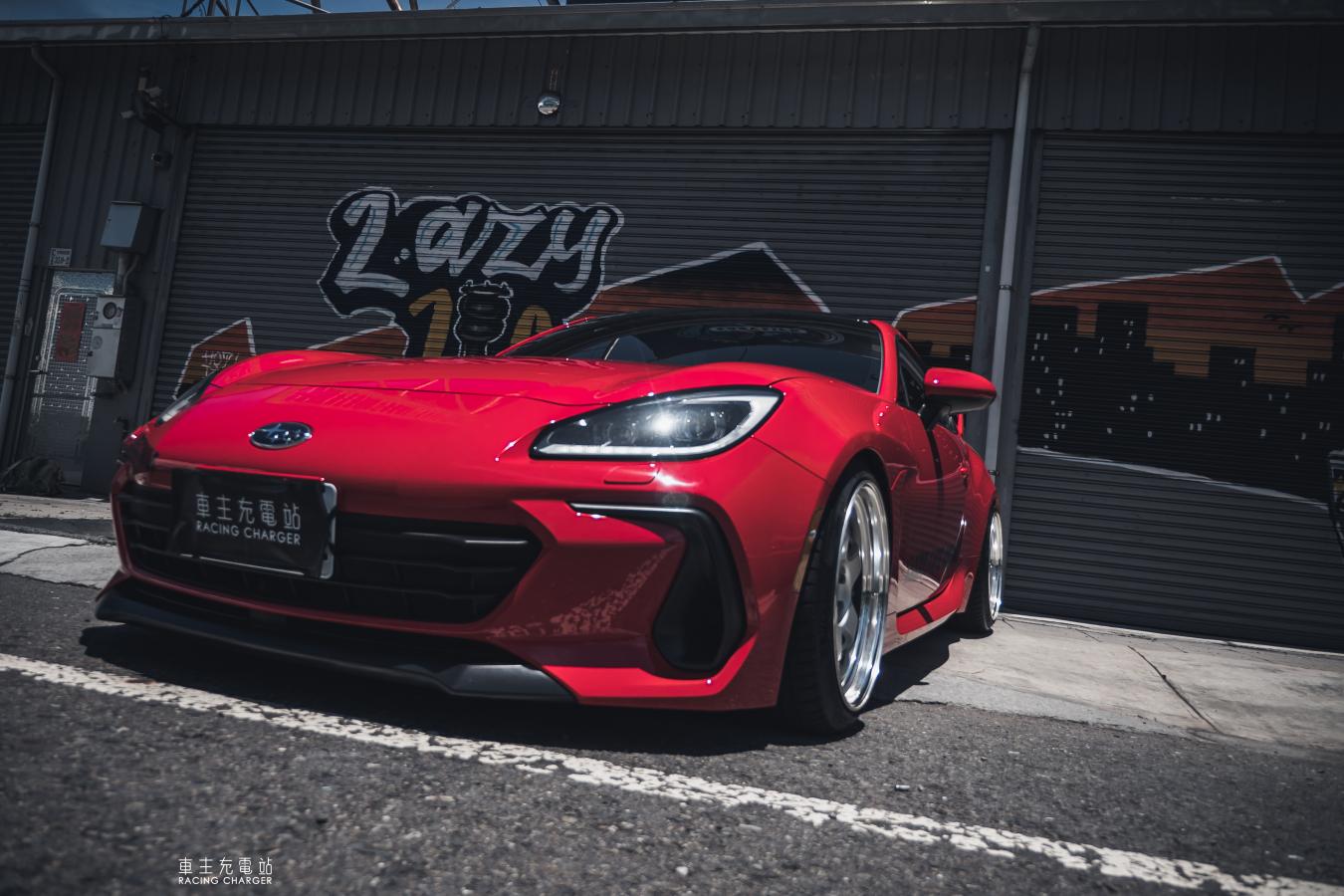 Subaru BRZ（ZD8）車主開箱心得評價：人生第一台新車/日系車，JDM視覺系改裝！