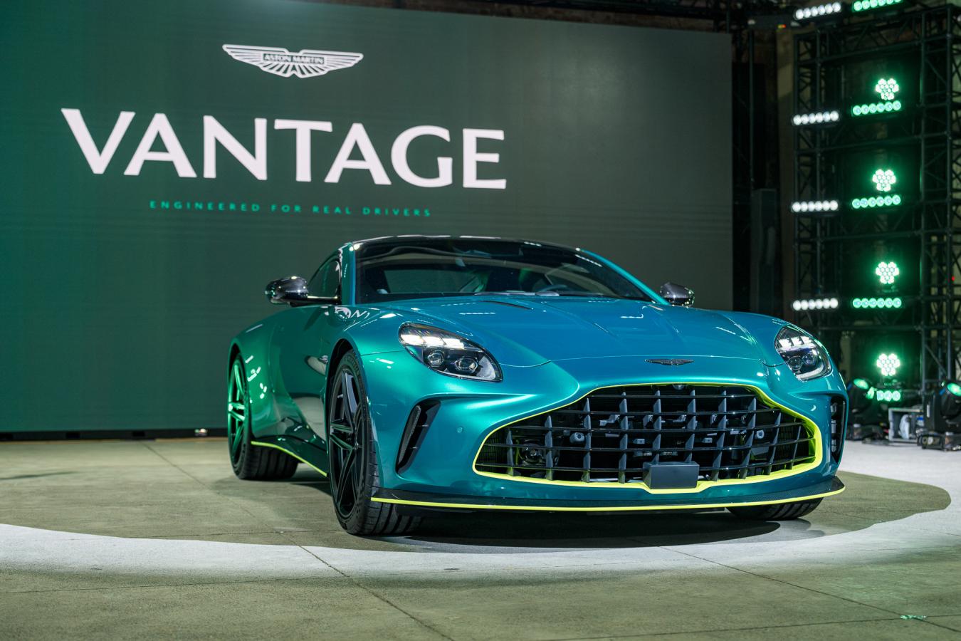 Aston Martin全新Vantage正式抵台，純粹跑車靈魂，專為駕馭而生！
