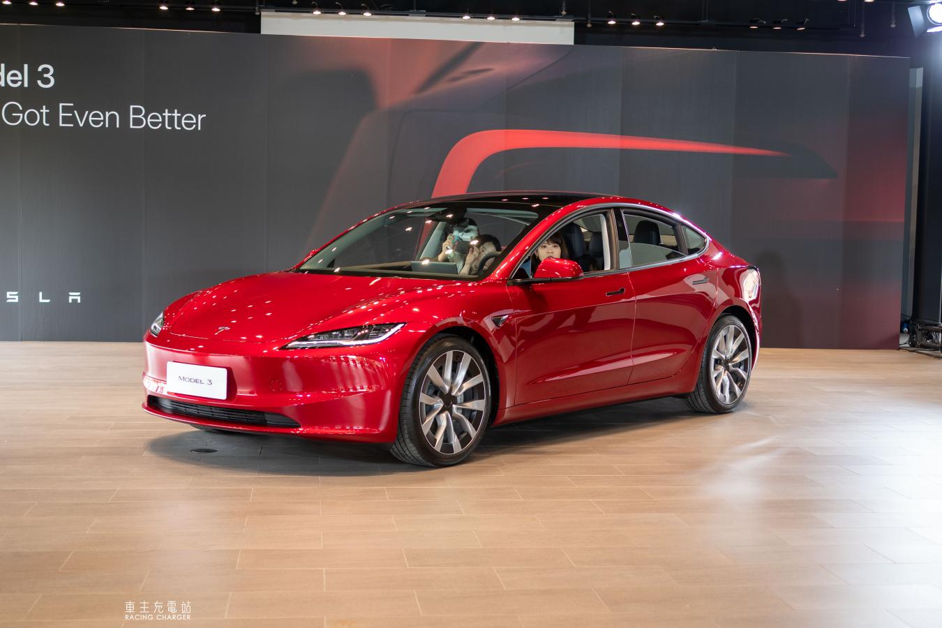 Tesla Model 3煥新版實車搶先登台，最快四月中旬全台開放展示！