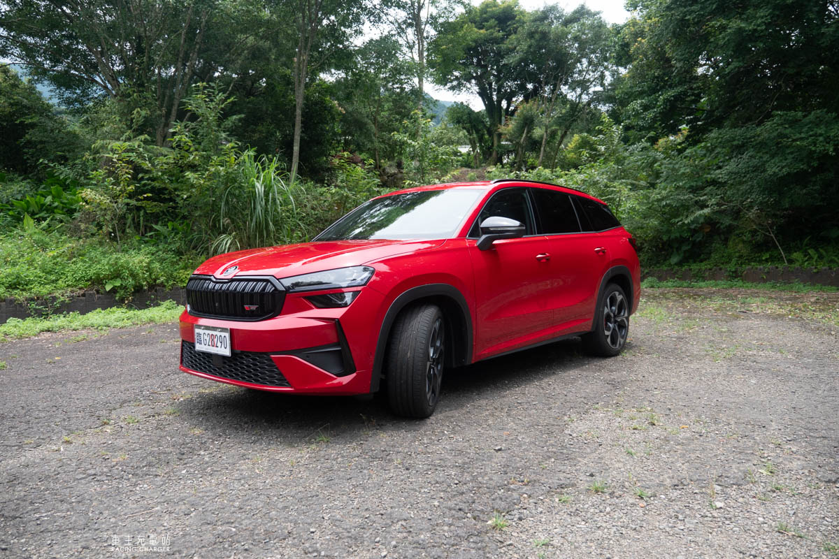 Skoda Kodiaq RS（MK2）一日車主開箱心得評價：又要5+2又要有性能，六邊形戰士就是它！