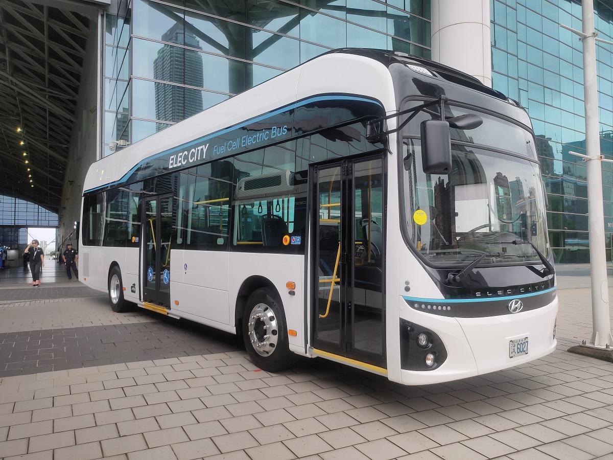 HYUNDAI ELEC CITY FCEV領航淨零新未來，亮相「2025 台灣氫能與電動大客車淨零移動論壇」！