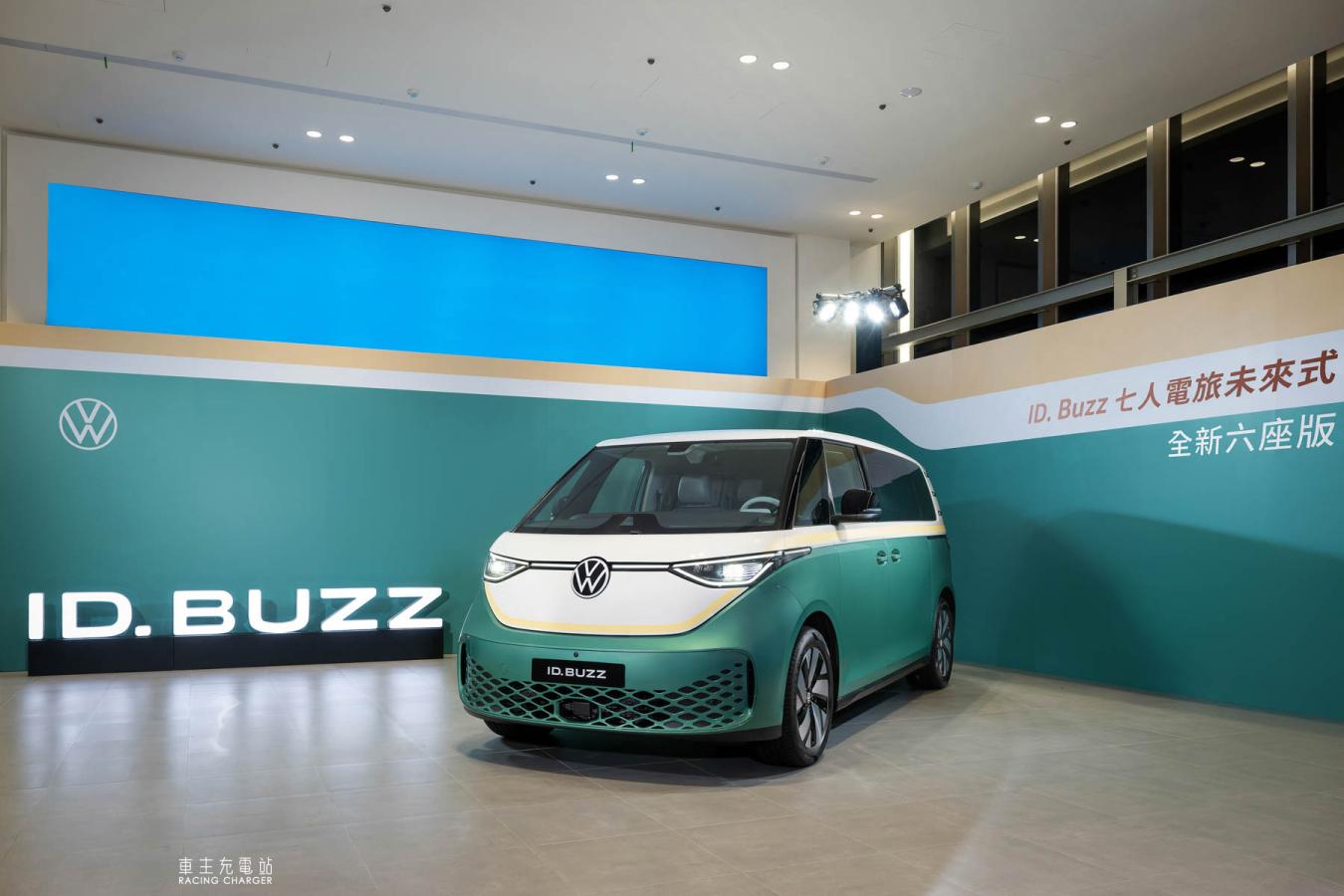 全新ID. BUZZ六座版 驚艷上市，擁抱六人共乘的純電美好時光！
