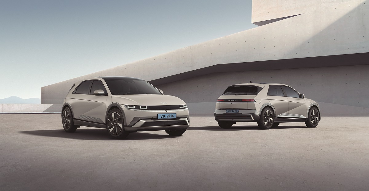 HYUNDAI汽車8月限時電能禮遇，優惠入主 IONIQ 電動車，就趁現在！