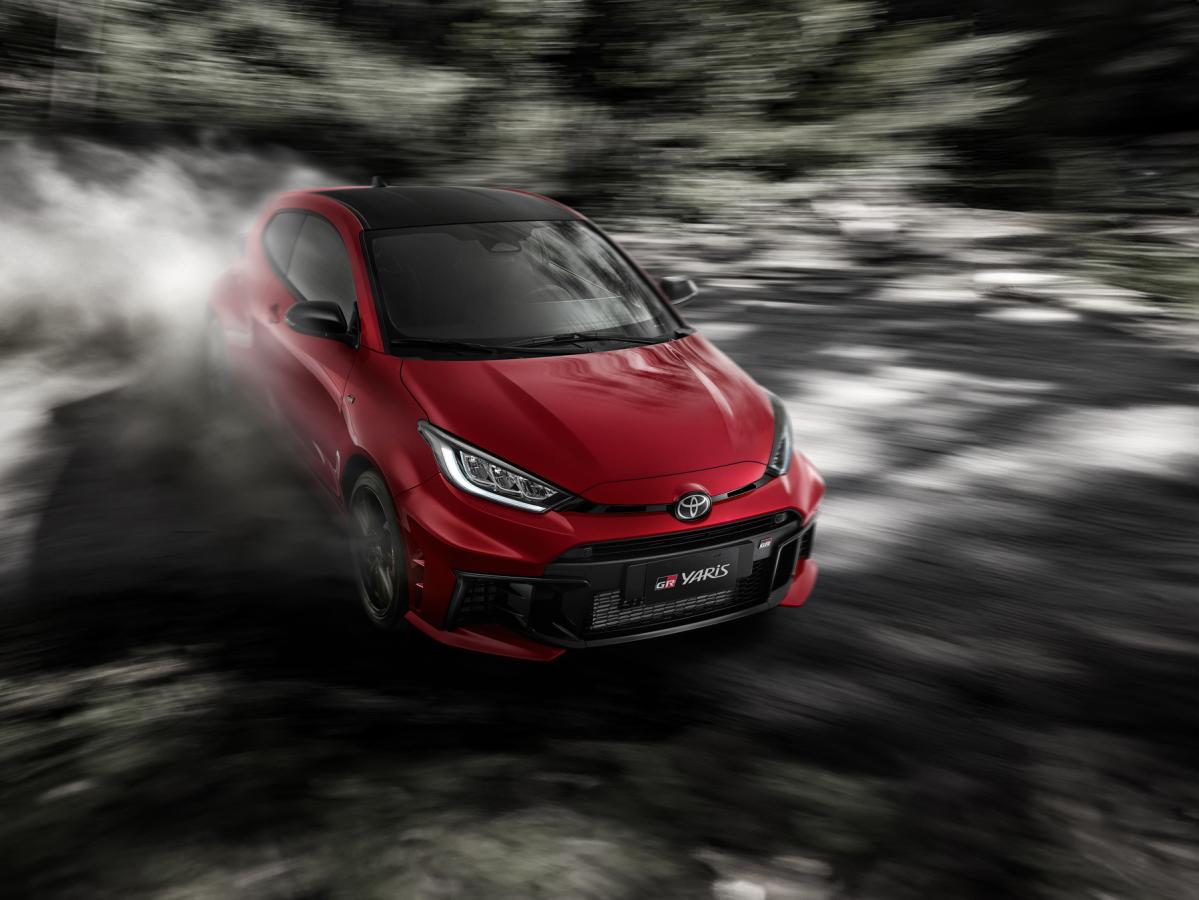 Toyota GR YARiS自排車型霸氣登場，本格駕馭再進化！