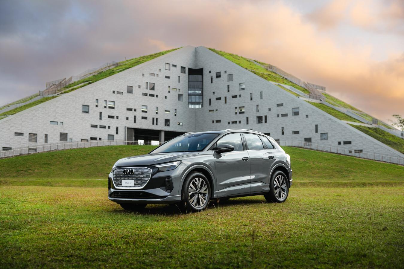 四環閃耀來電 Audi Q4 e-tron | Q4 Sportback e-tron 開春進化升級！