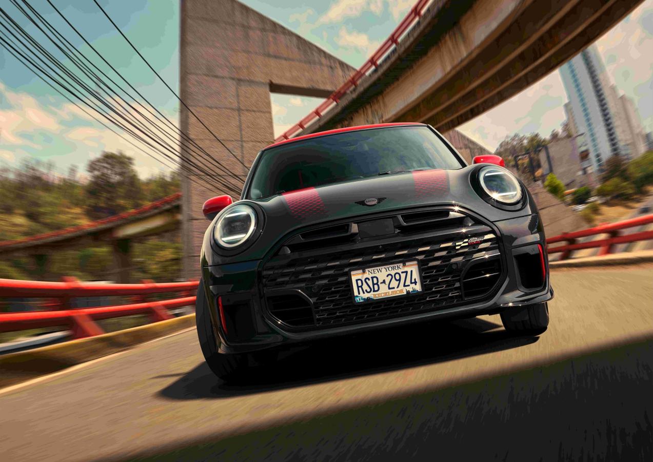 全新世代Mini JOHN COOPER WORKS登場，激發熱血駕馭！