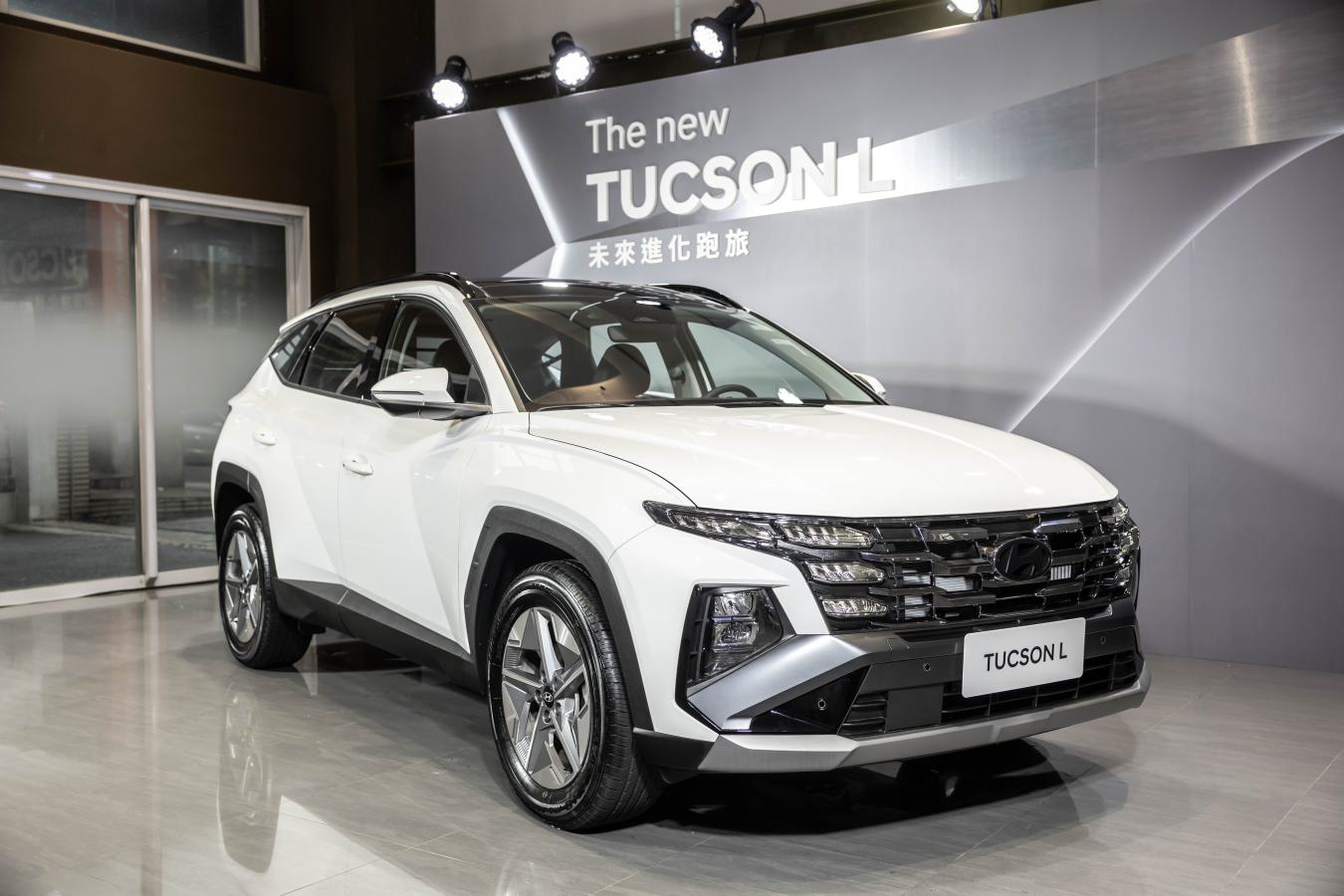 The new TUCSON L震撼改款預接，以未來進化跑旅定義駕馭新標準！