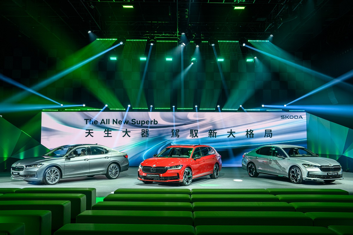Škoda Superb超級旅行車大器登場，天生大器，駕馭新大格局！
